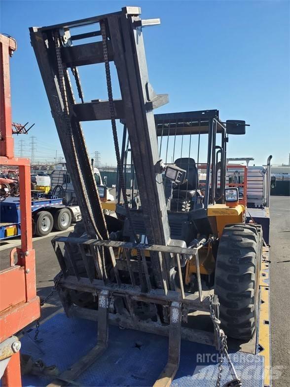 JCB 930 越野車