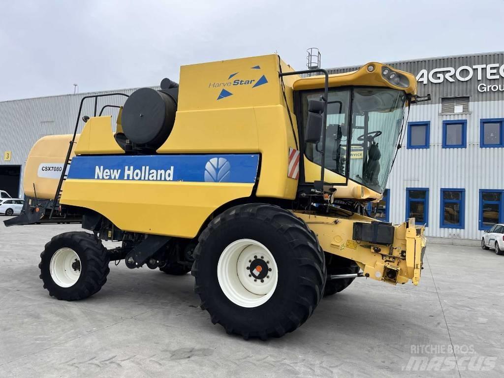 New Holland CSX 7080 聯合收穫機