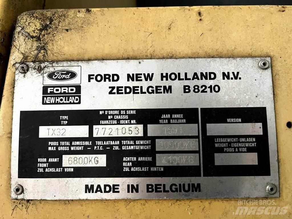 New Holland TX32 聯合收穫機