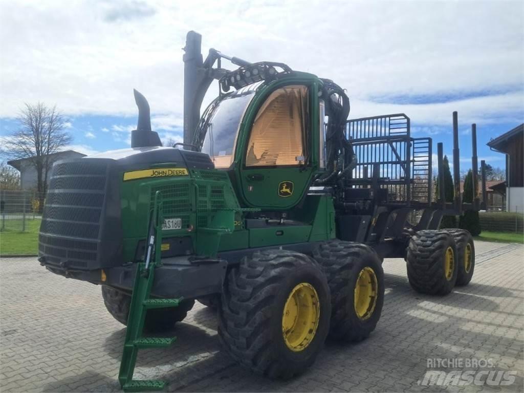 John Deere 1210 G 集運機