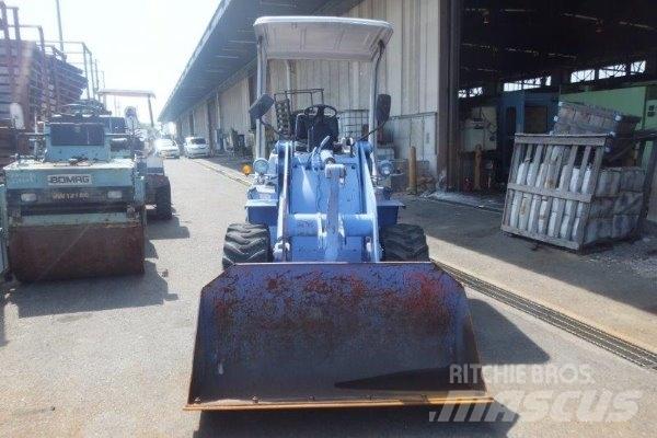 Mitsubishi WS210 輪胎式裝載機