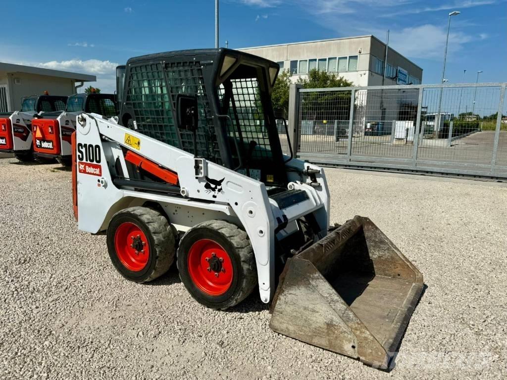 Bobcat S 100 滑移轉向裝載機