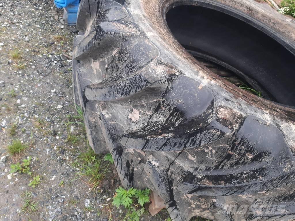 BKT 580/70R38 輪胎、車輪和輪圈