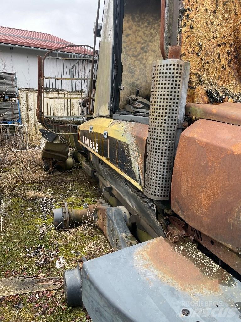 Ponsse Wisent 8W 集運機