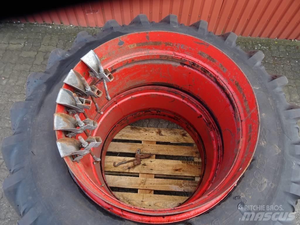 Kleber Tvillinghjul 輪胎、車輪和輪圈