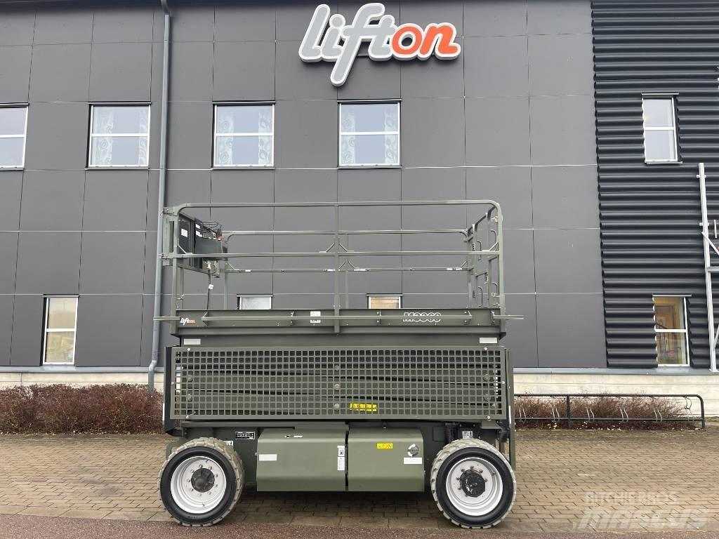 JLG M 3369 Saxlift 剪式升降機