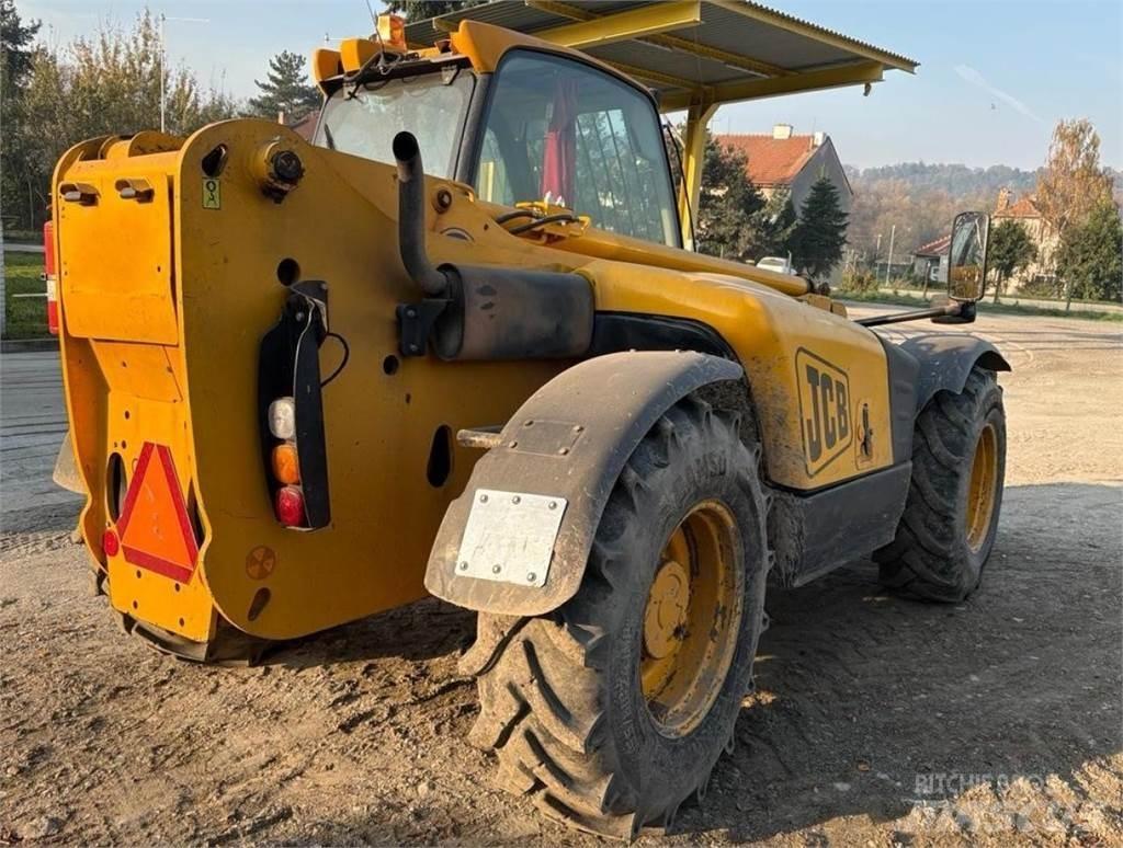 JCB 535-95 AGRI 農業用伸縮臂裝載機