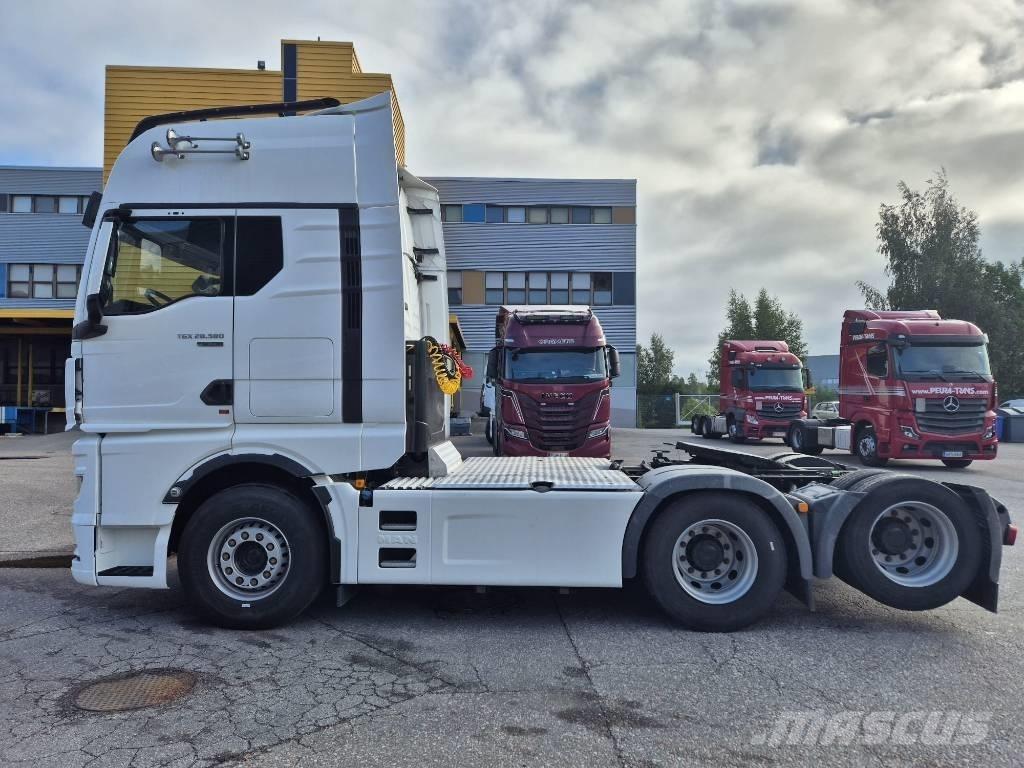 MAN TGX 28.580 曳引機組件