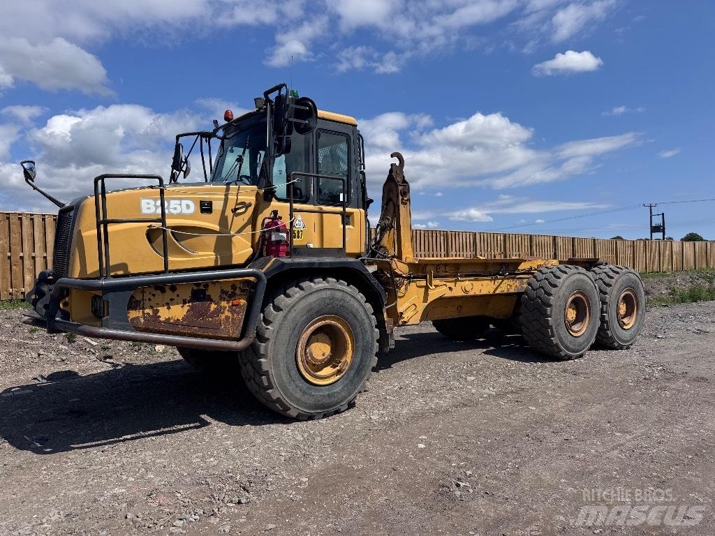 Bell B 25 D 鉸接式起吊車
