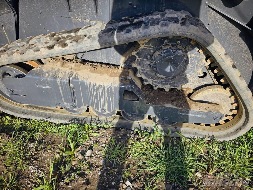 John Deere 317 G 滑移轉向裝載機
