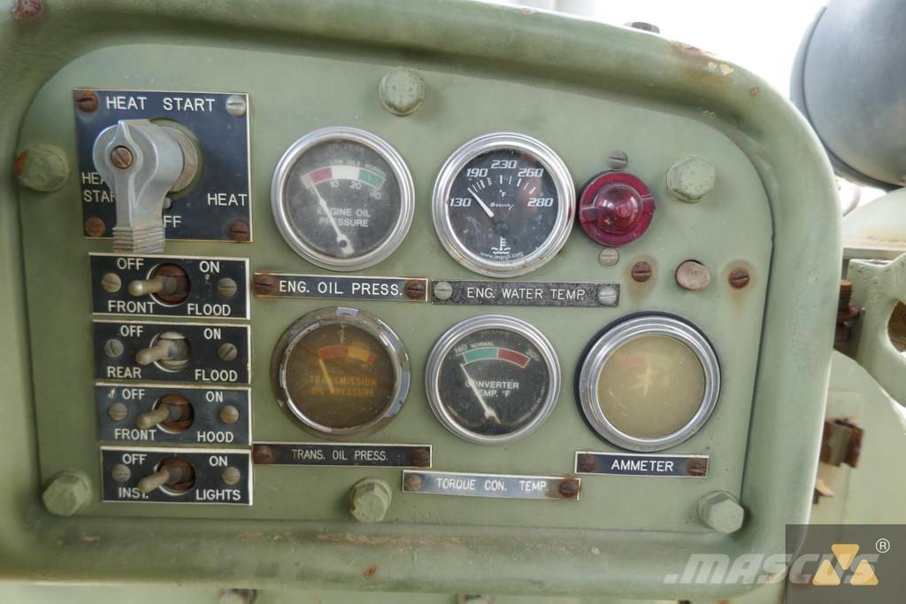 CAT D7F Ex-army 履帶推土機