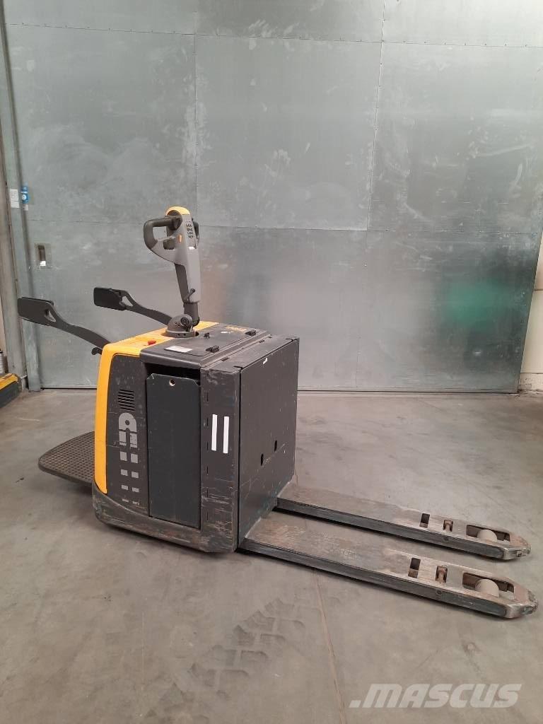 UniCarriers PMR200P 平台型低架升降機