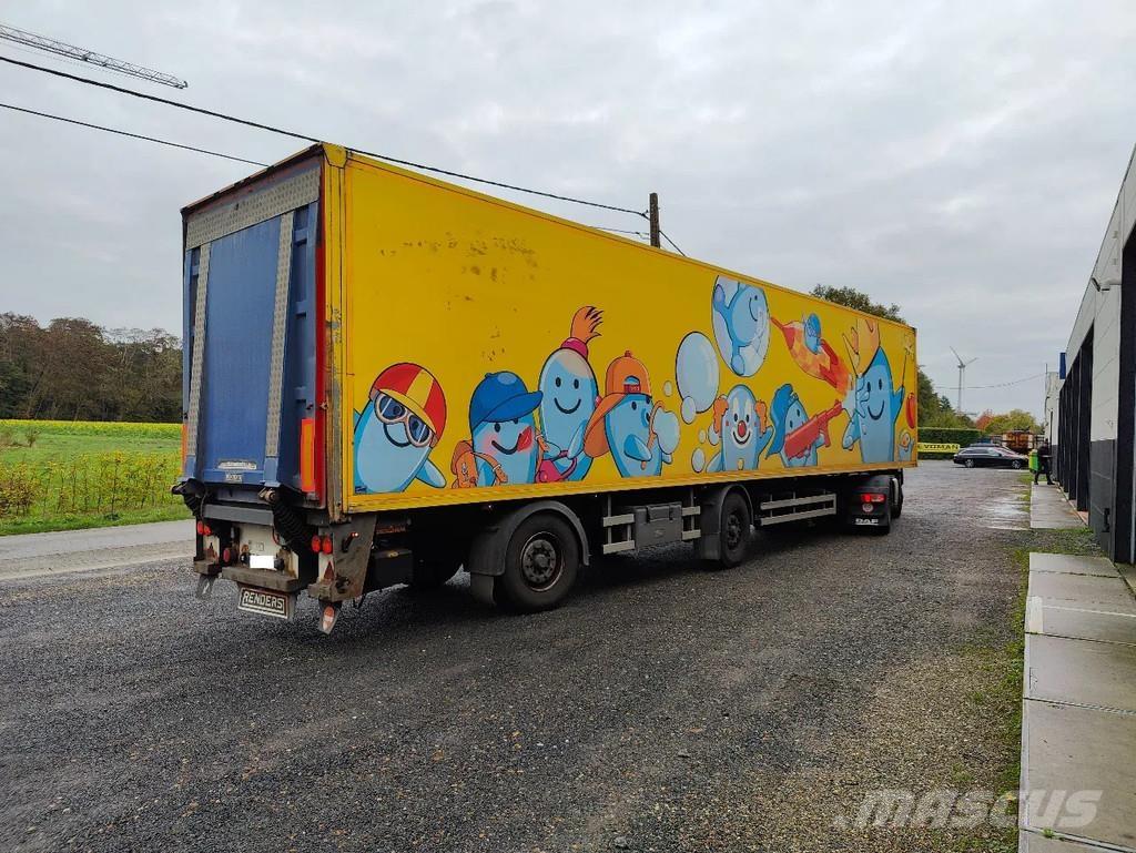 Renders X-Steering 箱體半拖車