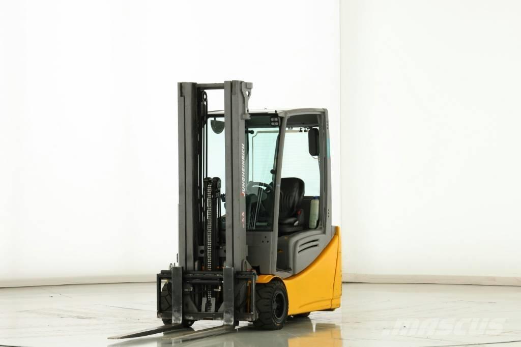 Jungheinrich EFG 220 電動堆高機