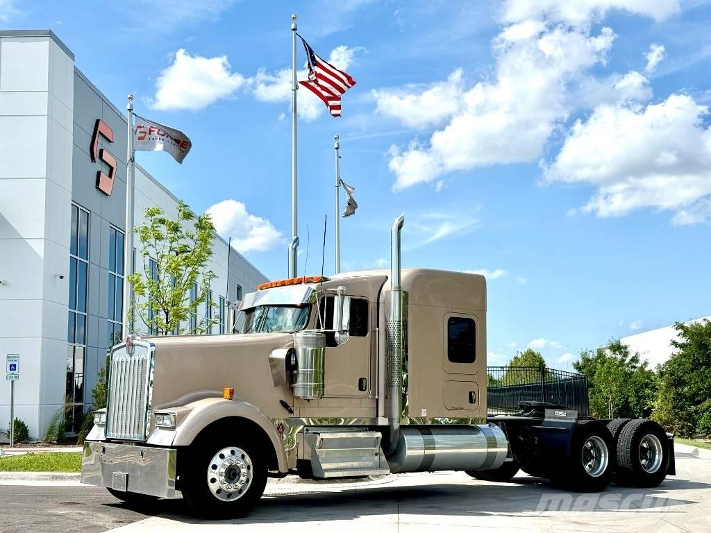 Kenworth W 900 曳引機組件