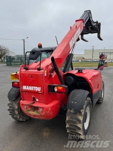 Manitou MT 625 伸縮臂操作車