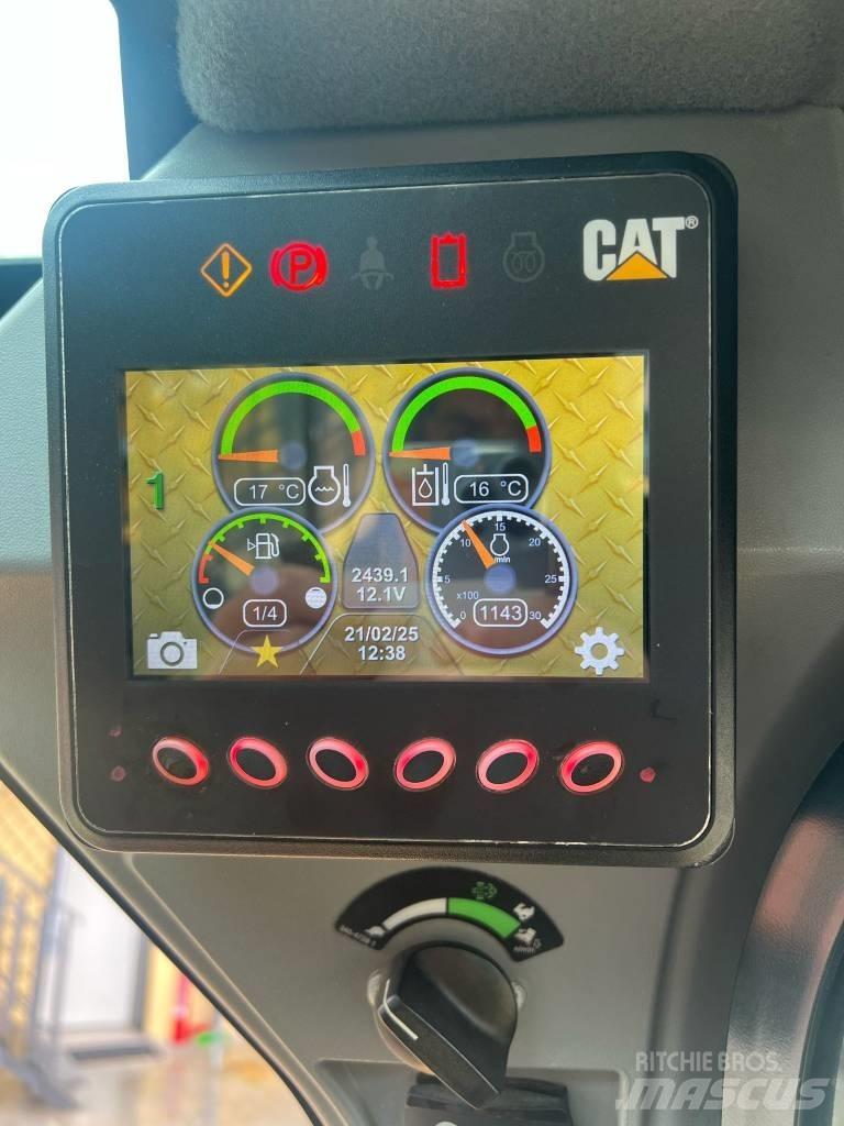 CAT 262 D 滑移轉向裝載機