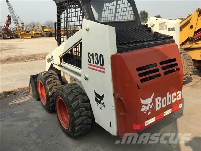 Bobcat S 130 滑移轉向裝載機