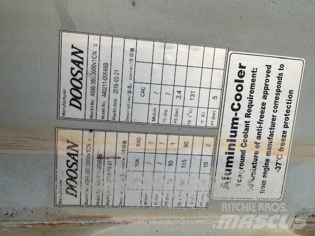 Doosan DL 450-5 散熱器/水箱