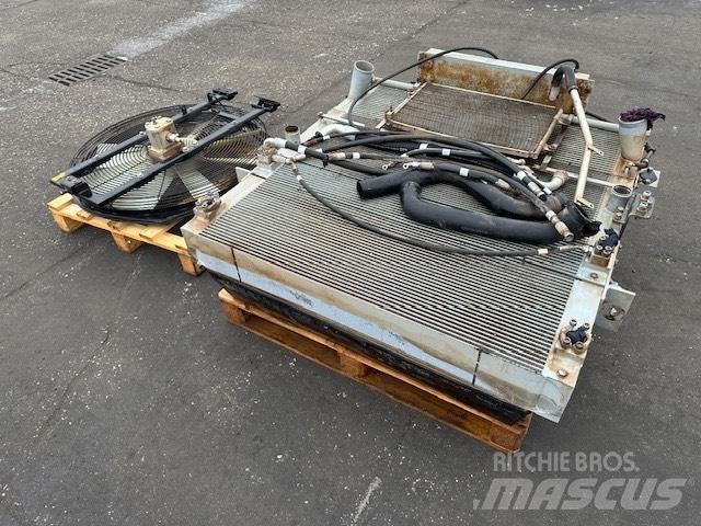 Doosan DL 450-5 散熱器/水箱
