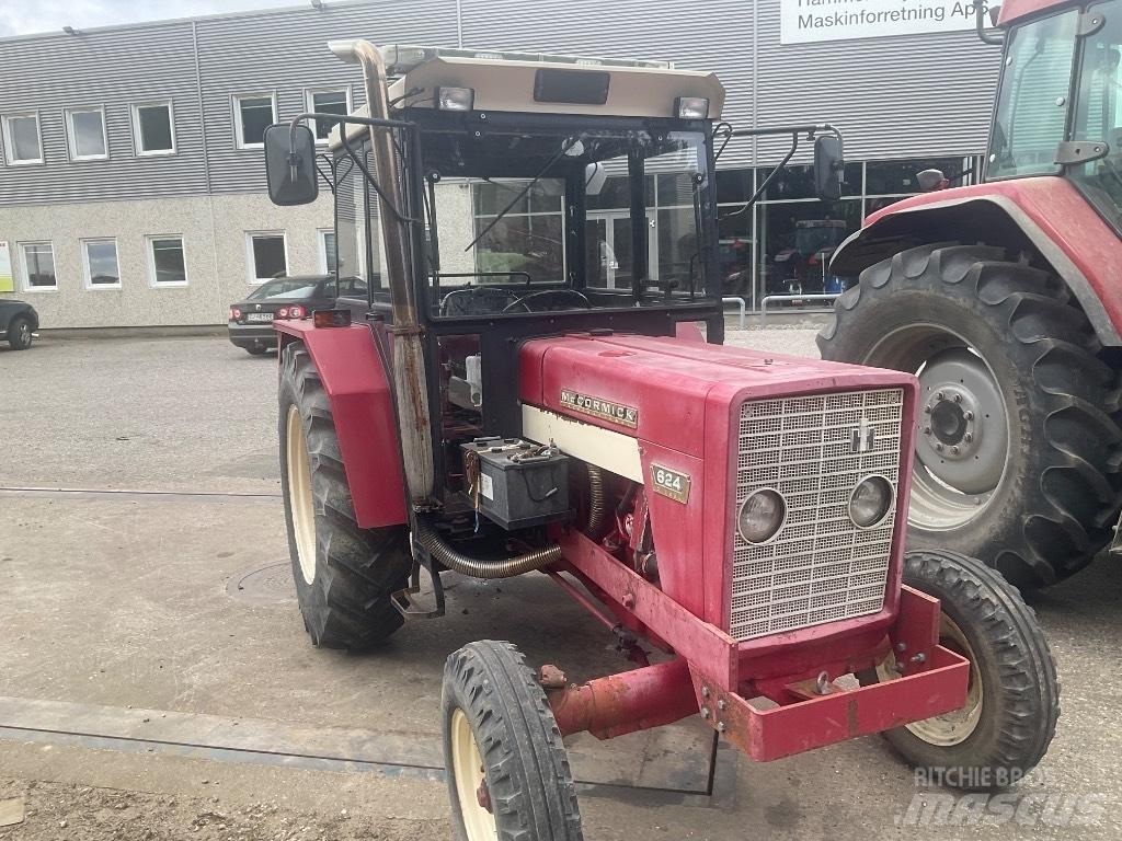 IH 624 曳引機