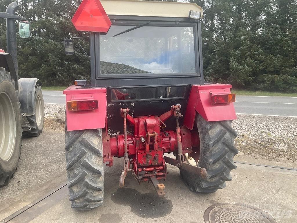 IH 624 曳引機