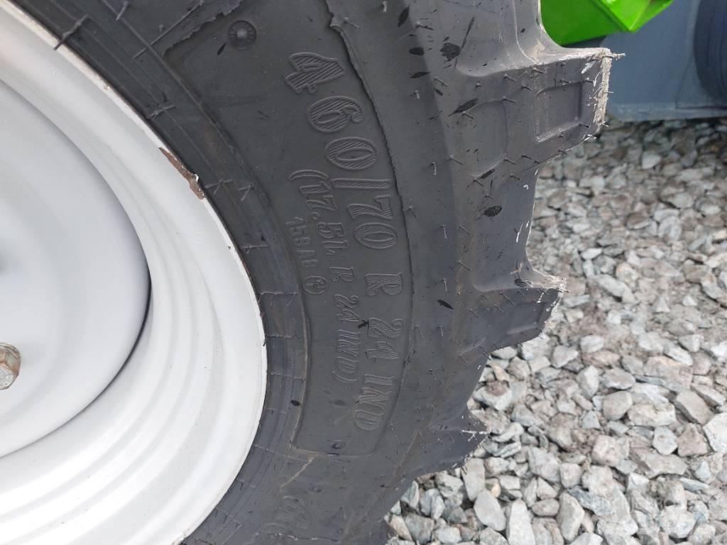 Merlo TF42.7-140 伸縮臂操作車