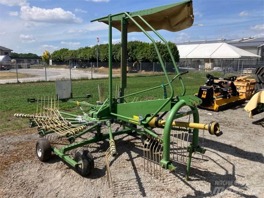 Krone Swadro 46 堆草機