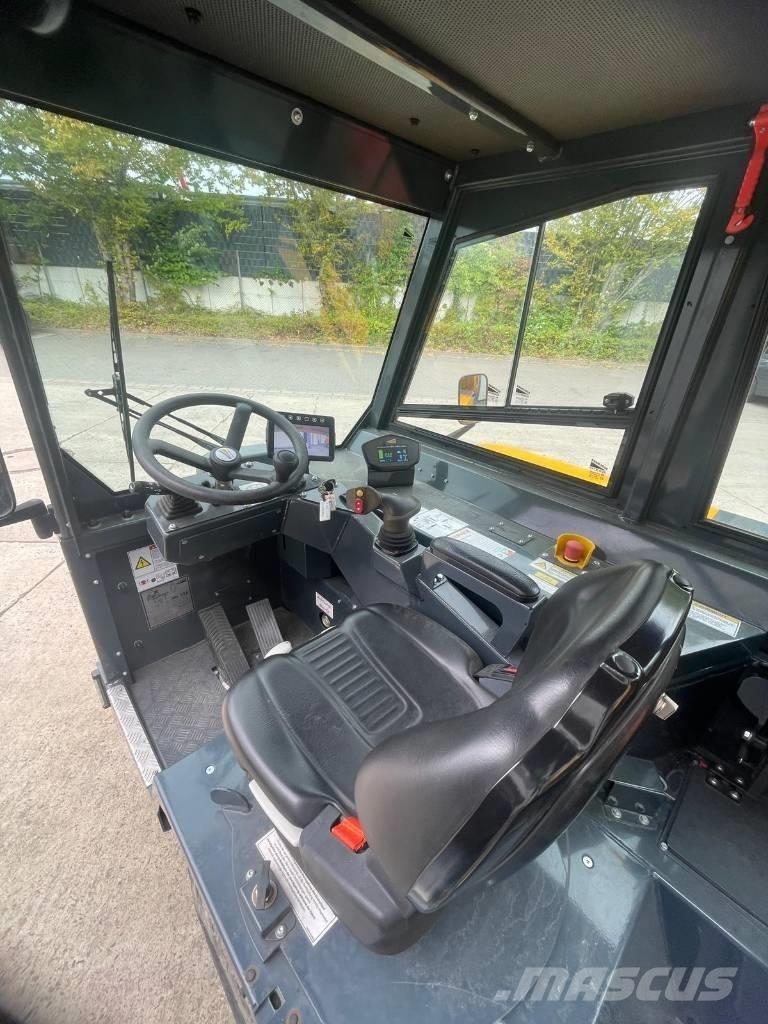 Bergmann C 804 E/A 鉸接式起吊車