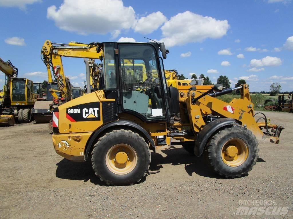 CAT 908 M 輪胎式裝載機