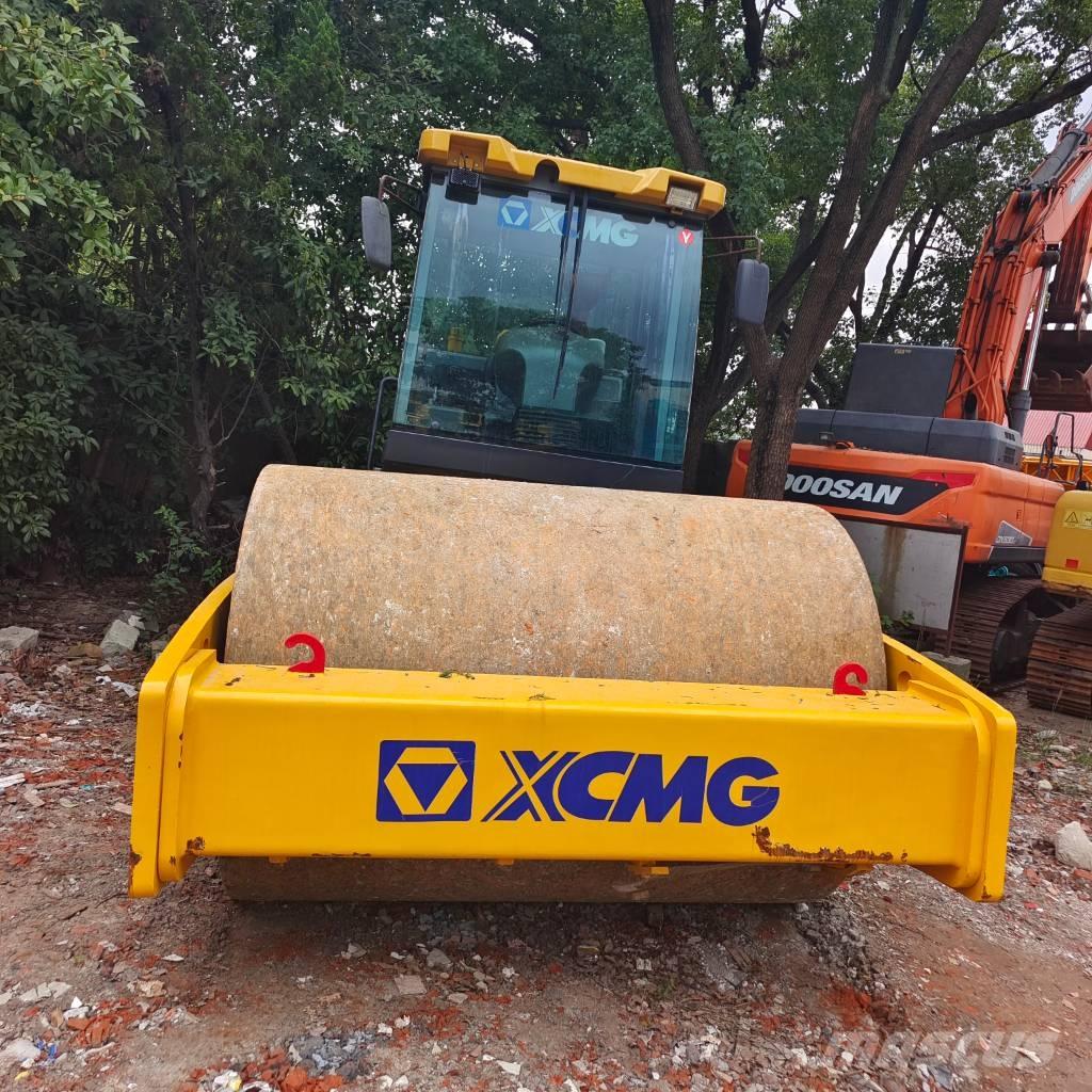 XCMG XS 223 J 單輪滾壓機