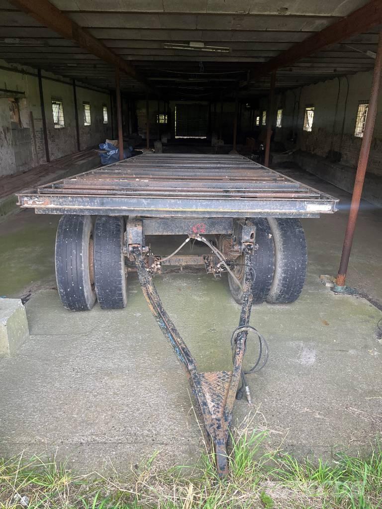  Halmvogn 4 hjulet 草捆拖車
