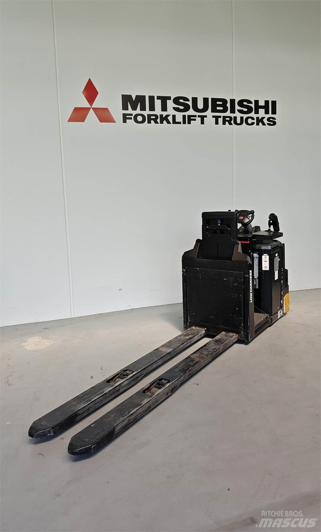UniCarriers OLH250 低架裝載機