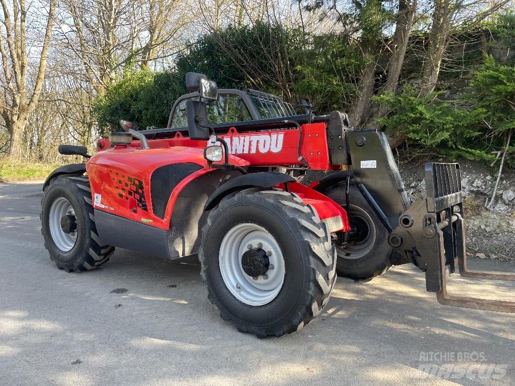 Manitou MT 932 伸縮臂操作車