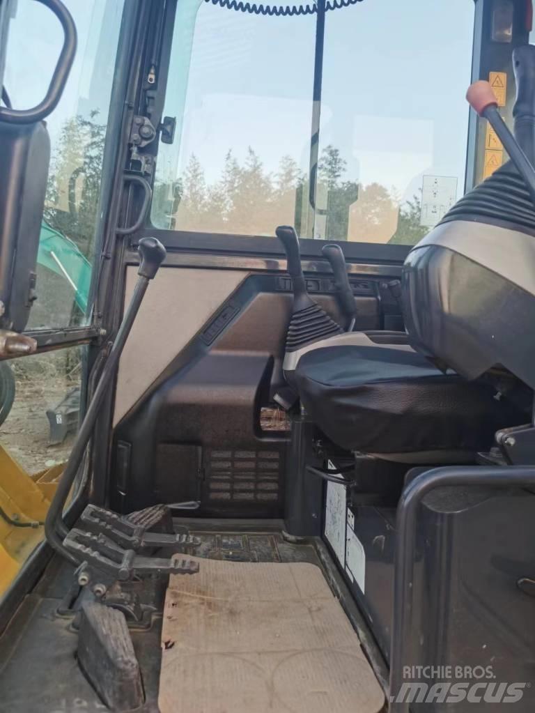 Komatsu PC 56 小型挖土機/掘鑿機<7t(小型挖掘機)