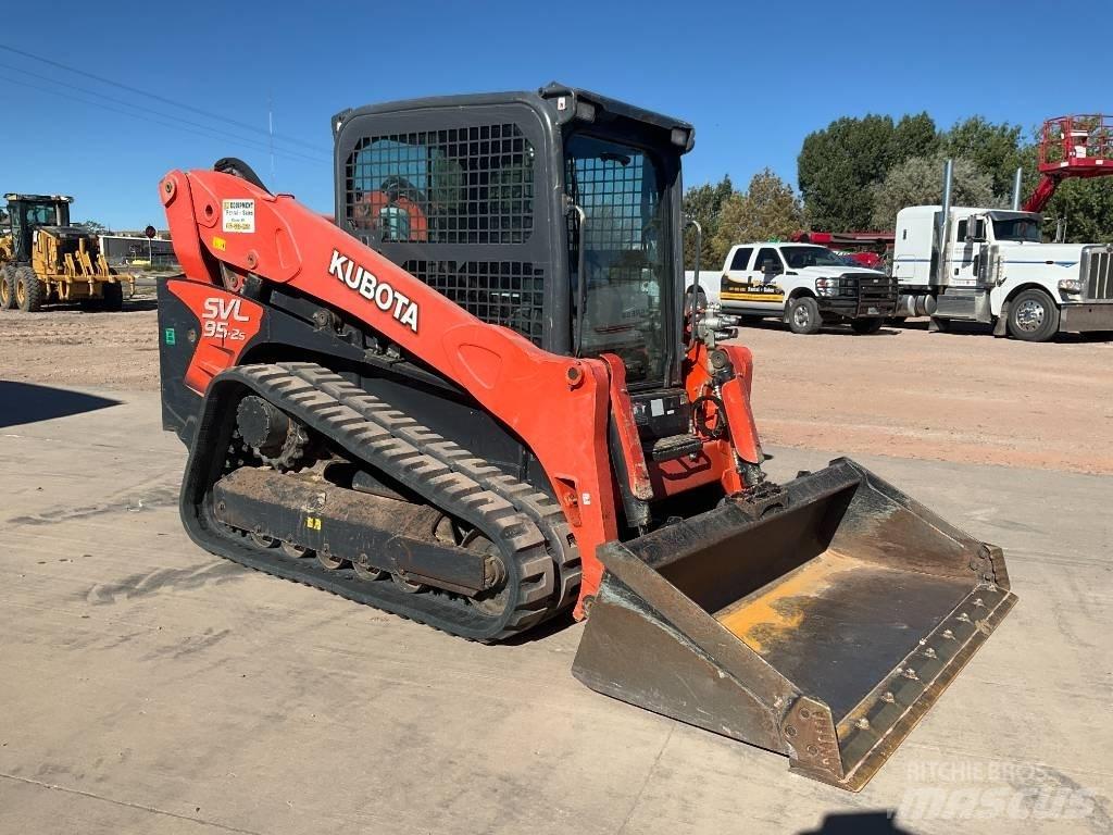 Kubota SVL 95-2 S 滑移轉向裝載機