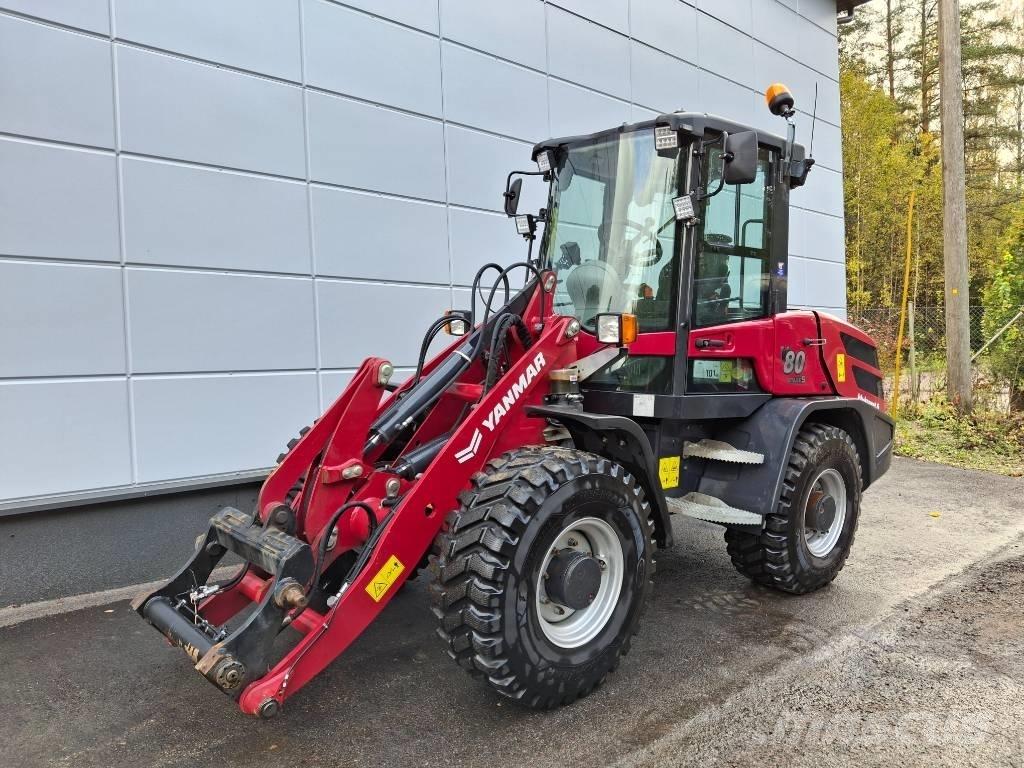 Yanmar V 80 輪胎式裝載機