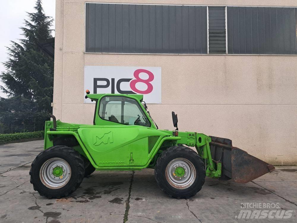 Merlo P 41.7 伸縮臂操作車