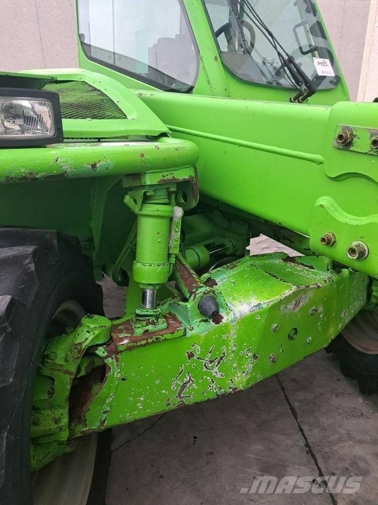Merlo P41.7 伸縮臂操作車