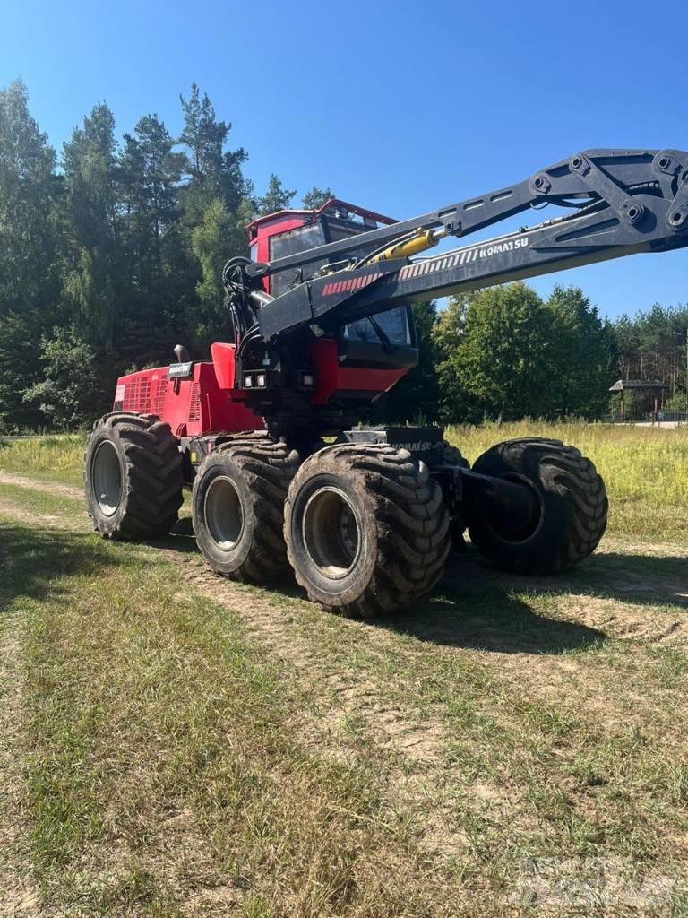 Komatsu 911.5 收穫機