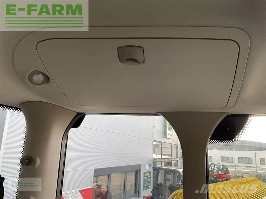 John Deere 6r 215 曳引機