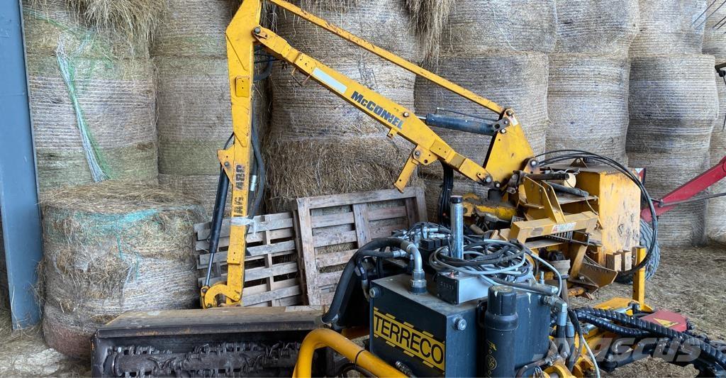 McConnel MAG 480 裝載與牽引式割草機