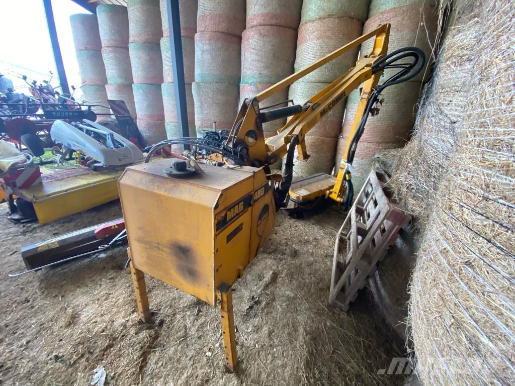 McConnel MAG 480 裝載與牽引式割草機