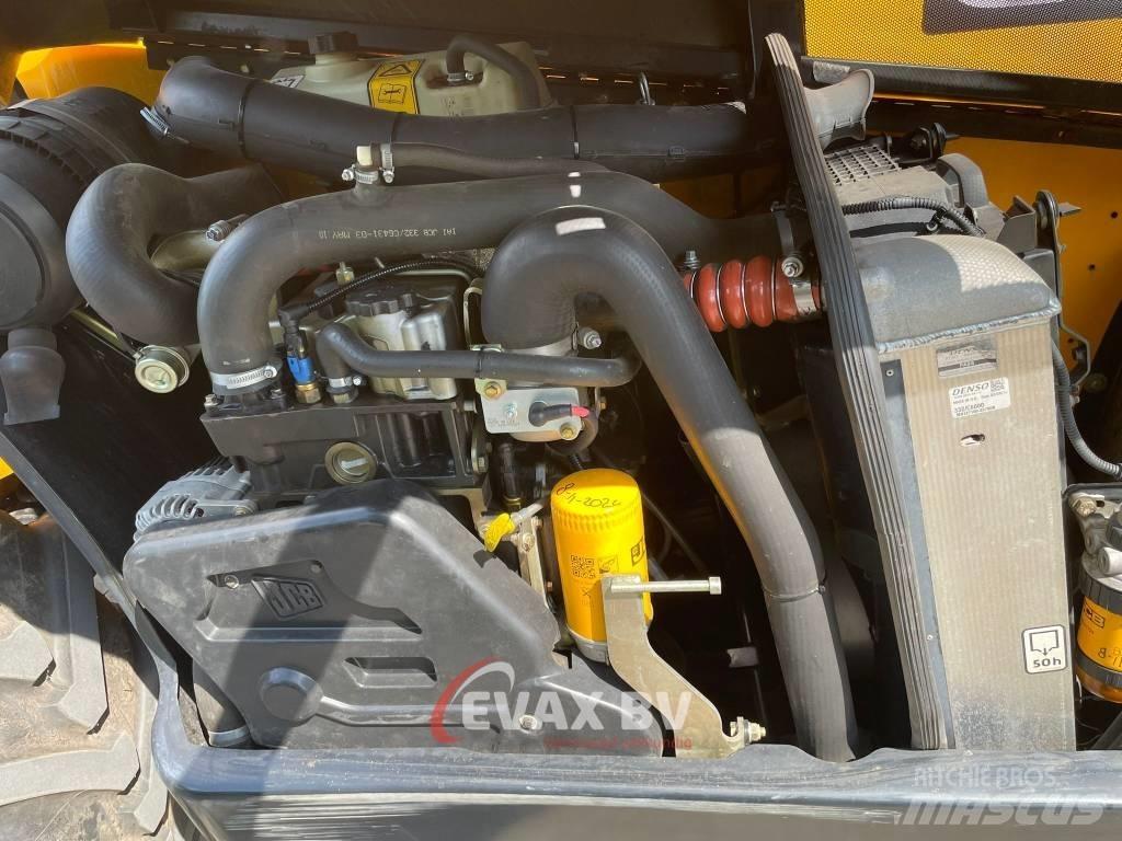 JCB 541-70 農業用伸縮臂裝載機
