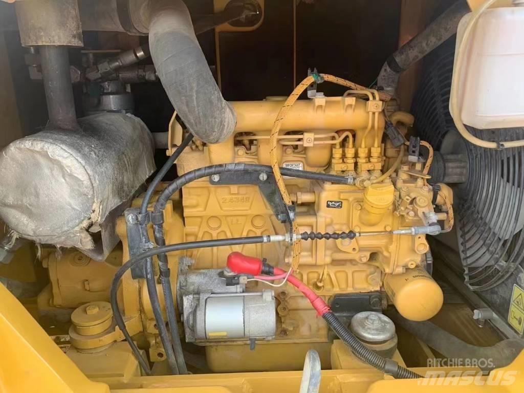 CAT  305.5 履帶式 挖土機/掘鑿機/挖掘機