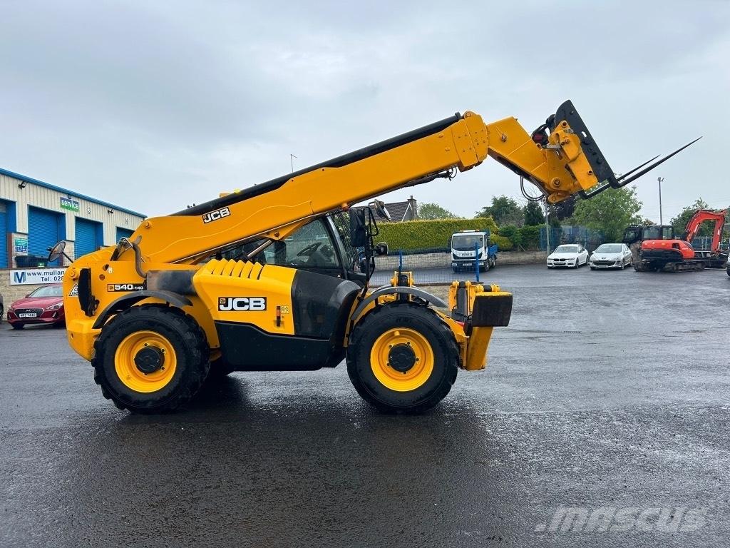 JCB 540-140 Sway / AC 伸縮臂操作車