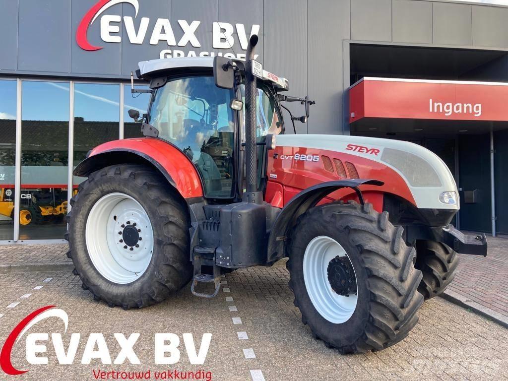 Steyr 6205 CVT 曳引機