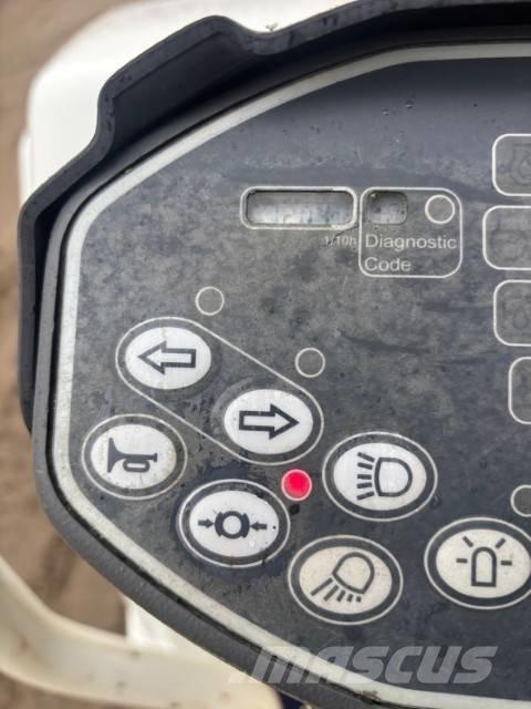 Hamm HD 10 C VV 雙輪滾壓機