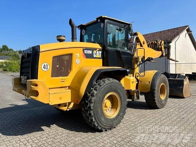 CAT 938 M 輪胎式裝載機