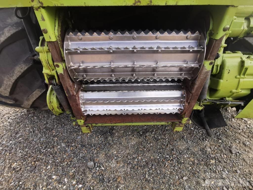 CLAAS Jaguar 870 自走式飼料採集機